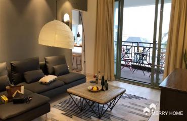 Jinqiao modern 3br apartment for rent pudong